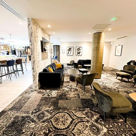 Mercure Pau Palais Des Sports Екстериор снимка