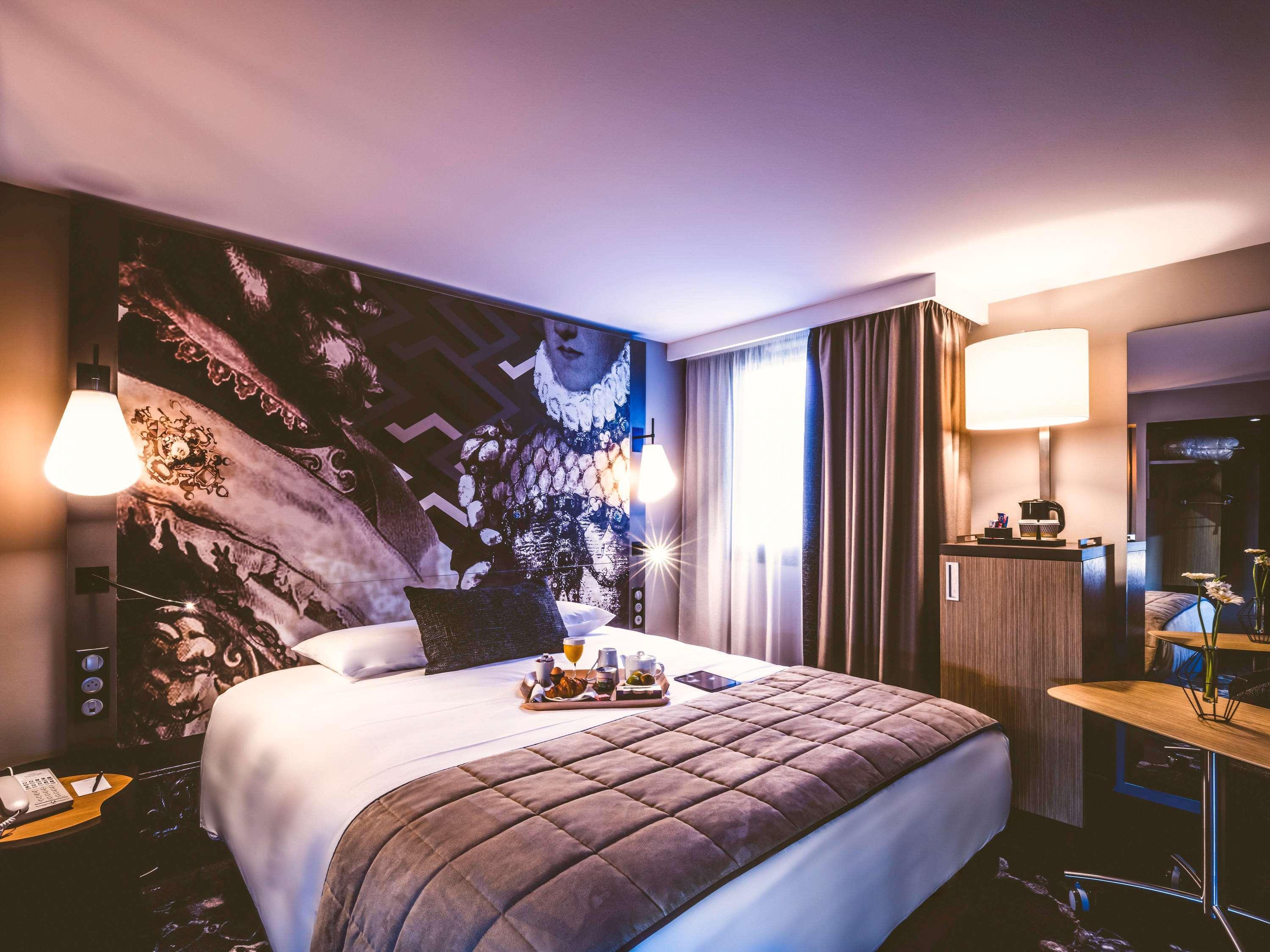 Mercure Pau Palais Des Sports Екстериор снимка