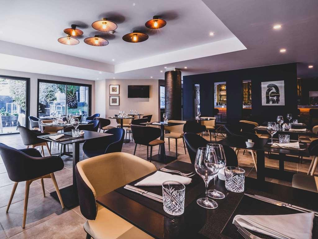 Mercure Pau Palais Des Sports Ресторант снимка