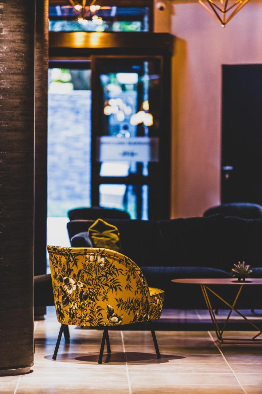 Mercure Pau Palais Des Sports Екстериор снимка