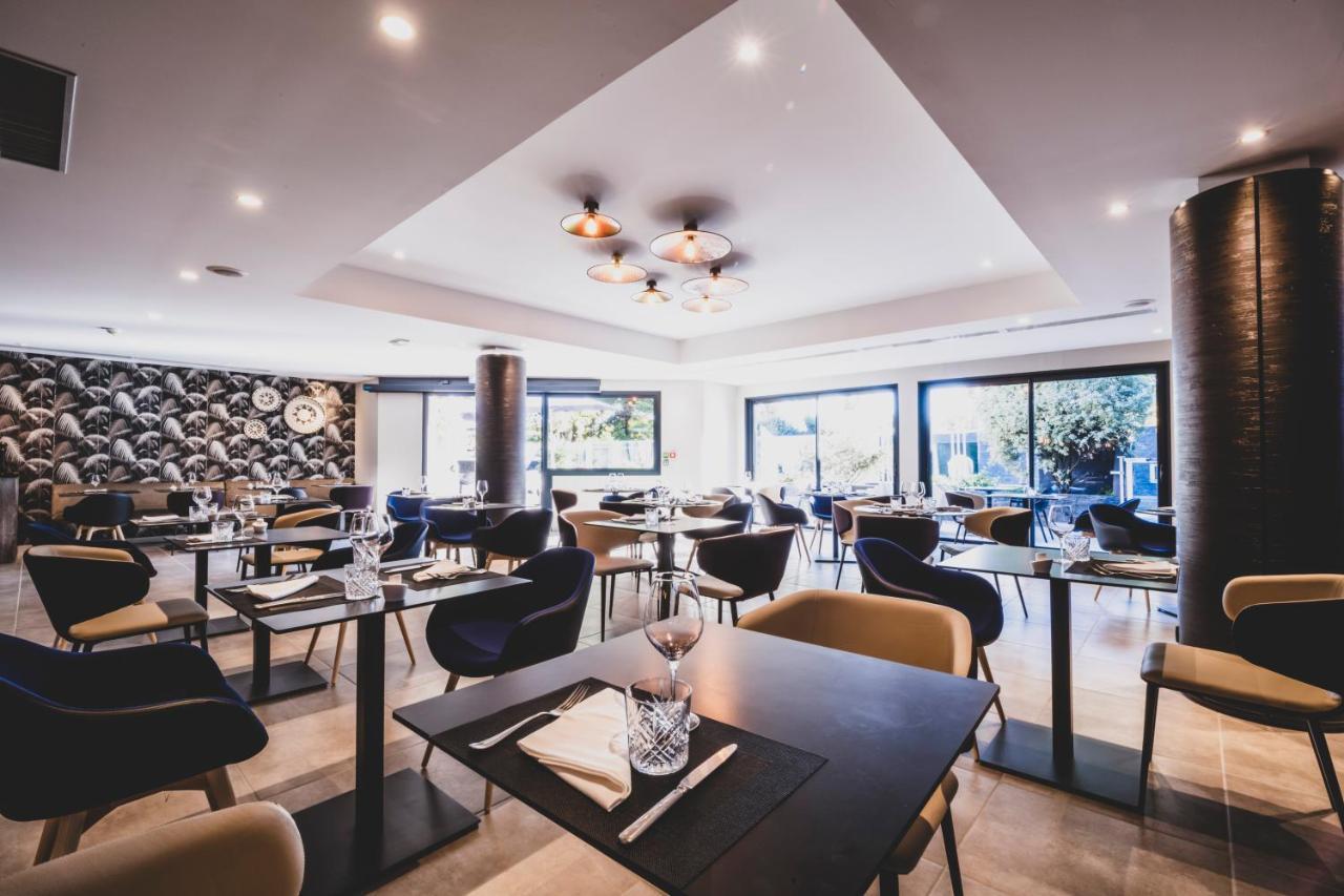 Mercure Pau Palais Des Sports Екстериор снимка