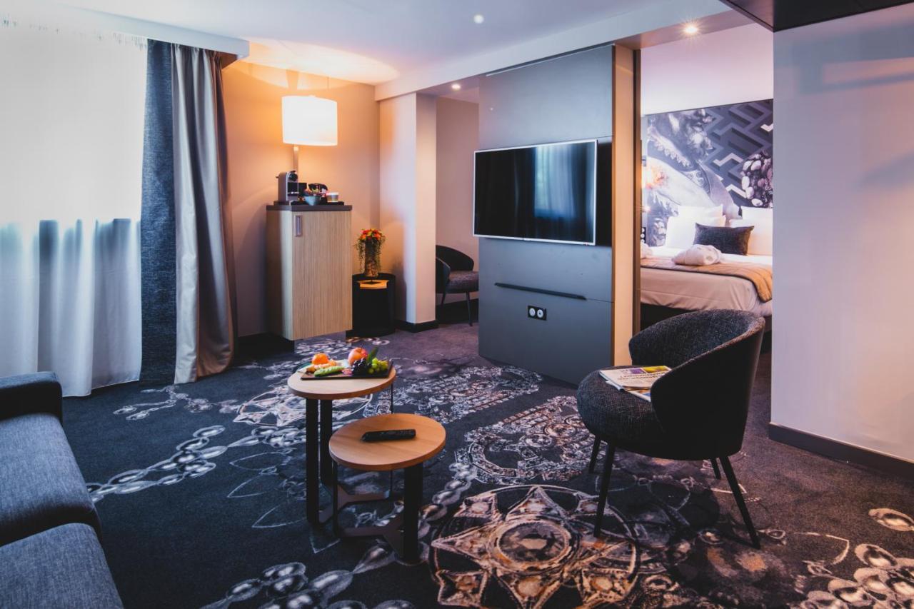 Mercure Pau Palais Des Sports Екстериор снимка